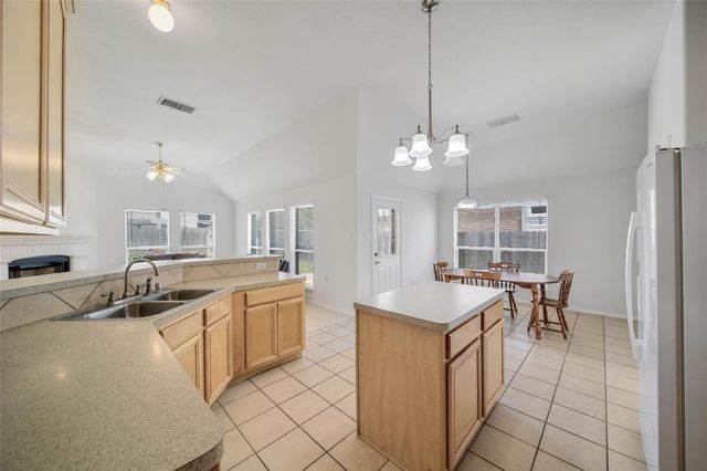 9918 Memorial Crossing Drive, Tomball, TX 77375