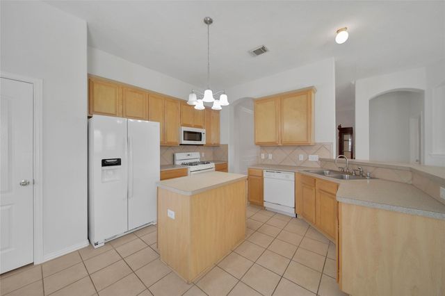 9918 Memorial Crossing Drive, Tomball, TX 77375