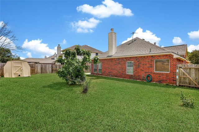 9918 Memorial Crossing Drive, Tomball, TX 77375