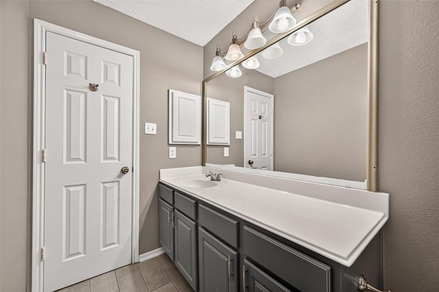 14402 Barker Pelican Ct Court, Cypress, TX 77429