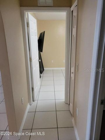 281 SEAHORSE CIRCLE SE, Palm Bay, FL 32909