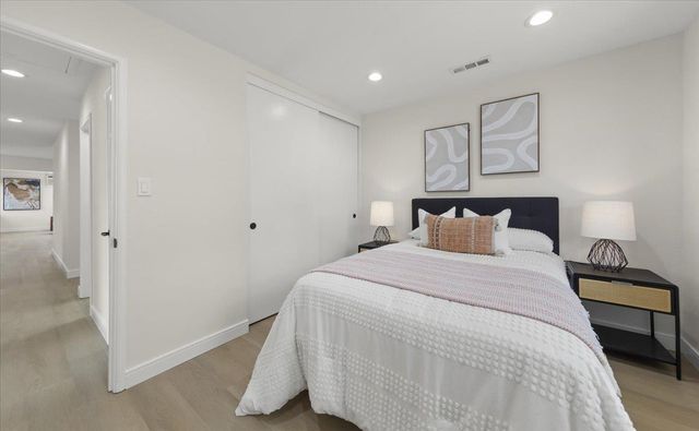 198 Greenwich Drive, Pleasant Hill, CA 94523