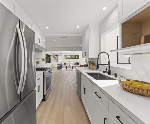 198 Greenwich Drive, Pleasant Hill, CA 94523
