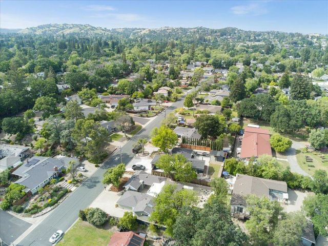 198 Greenwich Drive, Pleasant Hill, CA 94523