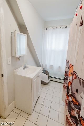 309 Summer Ave, Newark City, NJ 07104