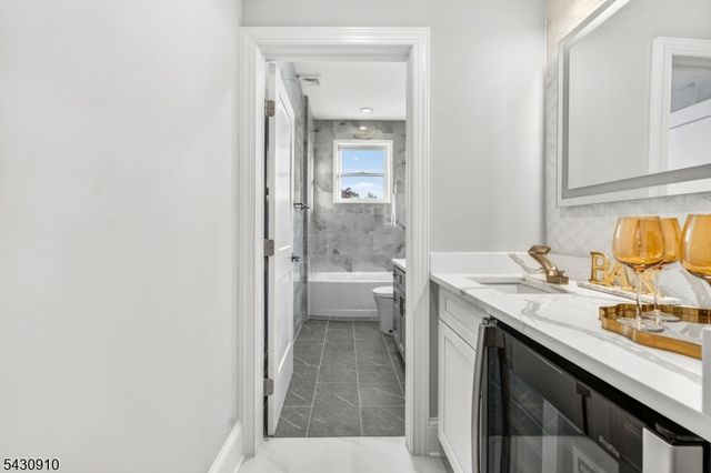 1395 Washington Valley Rd, Bridgewater Twp., NJ 08807