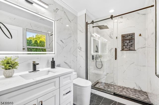 1395 Washington Valley Rd, Bridgewater Twp., NJ 08807