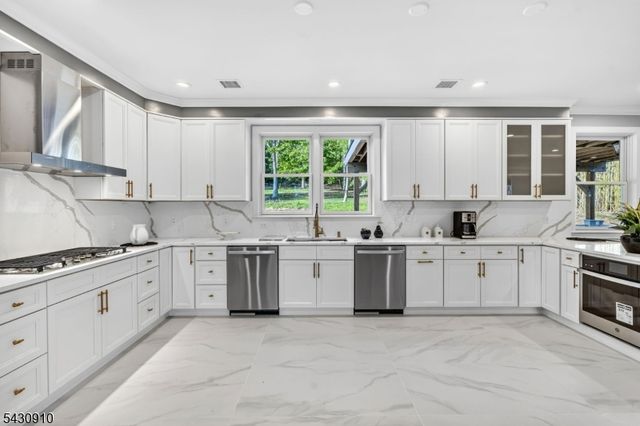 1395 Washington Valley Rd, Bridgewater Twp., NJ 08807