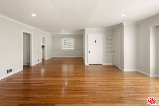 10481 Ashton Avenue, Los Angeles, CA 90024