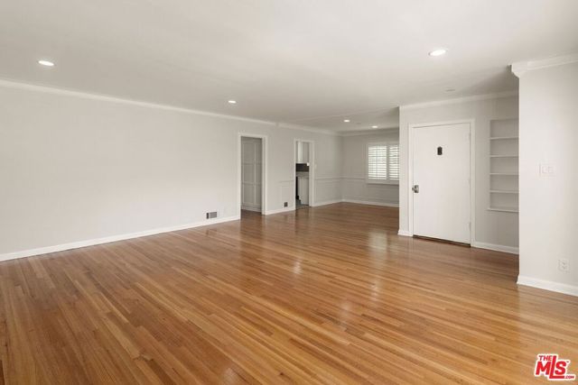 10481 Ashton Avenue, Los Angeles, CA 90024