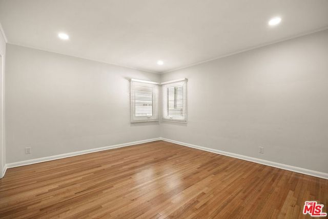 10481 Ashton Avenue, Los Angeles, CA 90024
