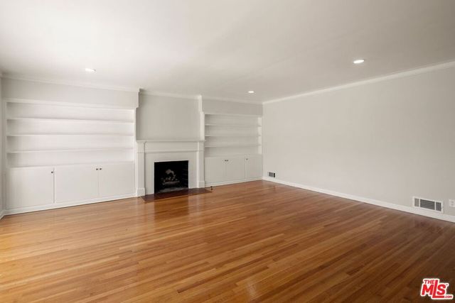 10481 Ashton Avenue, Los Angeles, CA 90024
