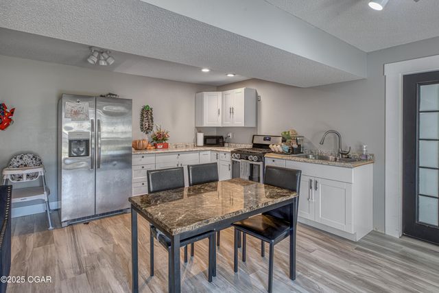 1123 Wilson Street, Webb City, MO 64870