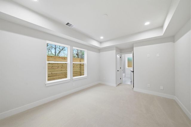 328 Janisch D, Houston, TX 77018