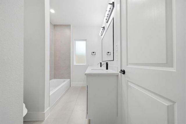 328 Janisch D, Houston, TX 77018