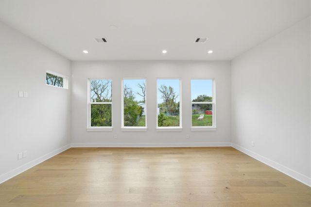 328 Janisch D, Houston, TX 77018