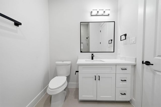 328 Janisch D, Houston, TX 77018