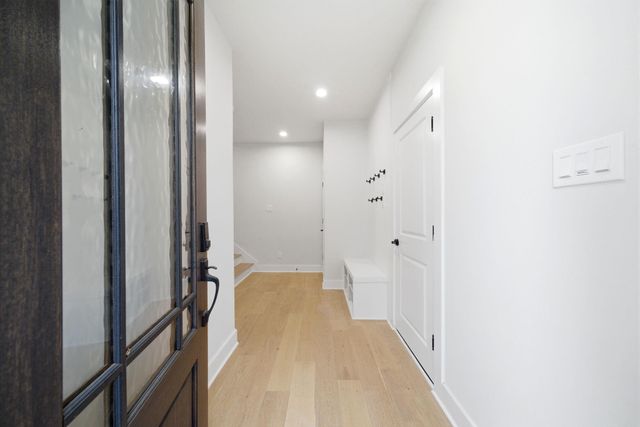 328 Janisch D, Houston, TX 77018