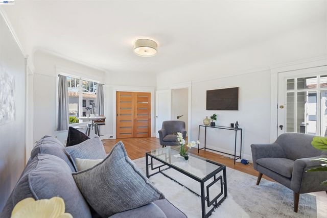 2811 Market St, San Francisco, CA 94114