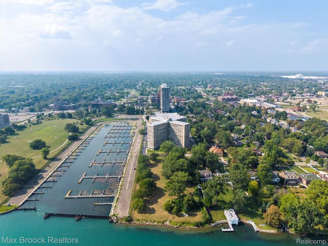 8900 E Jefferson Avenue Avenue 620, Detroit, MI 48214