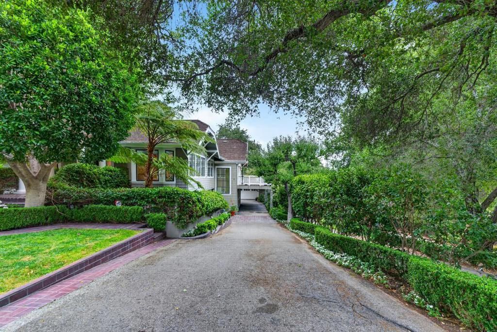 Image 2 of property listing at 52 Hernandez Avenue, Los Gatos, CA 95030