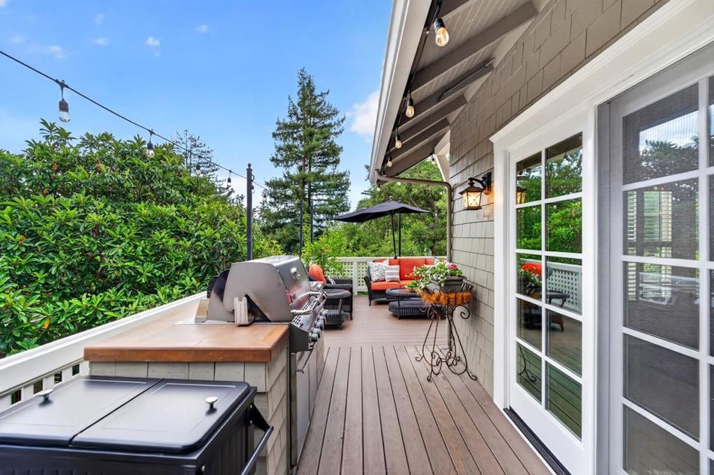 Image 21 of property listing at 52 Hernandez Avenue, Los Gatos, CA 95030