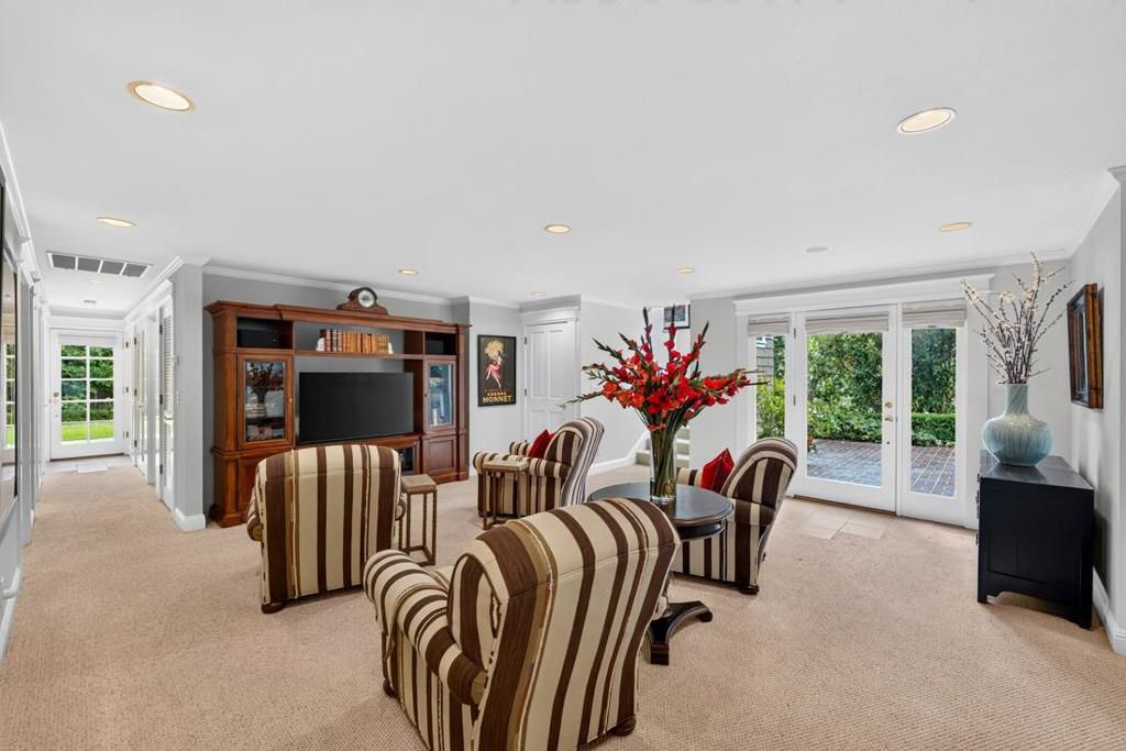 Image 27 of property listing at 52 Hernandez Avenue, Los Gatos, CA 95030