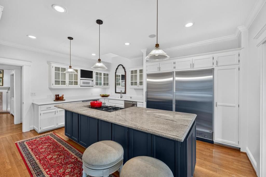Image 31 of property listing at 52 Hernandez Avenue, Los Gatos, CA 95030