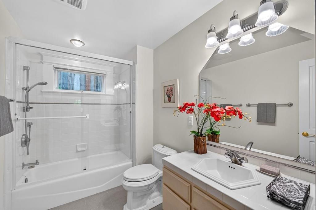 Image 64 of property listing at 52 Hernandez Avenue, Los Gatos, CA 95030