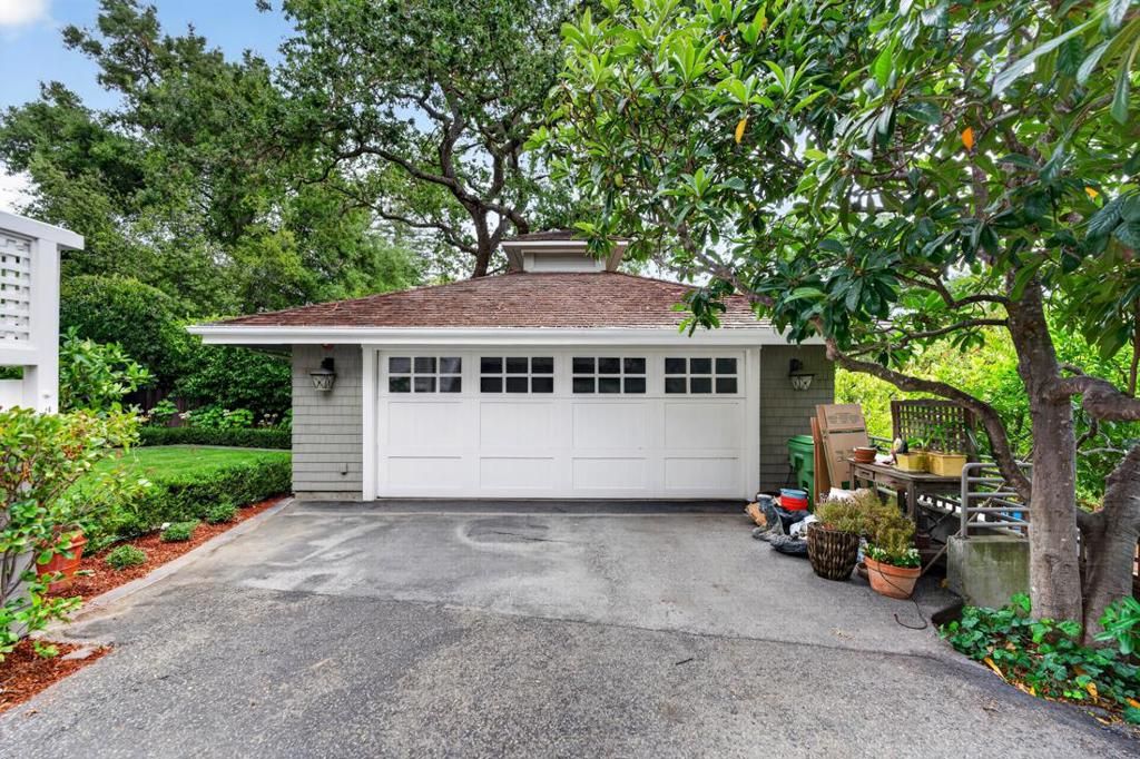 Image 71 of property listing at 52 Hernandez Avenue, Los Gatos, CA 95030