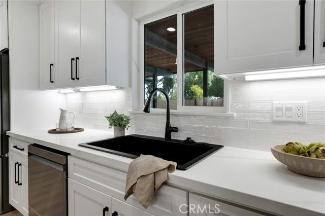 17338 Citronia Street, Northridge (los Angeles), CA 91325