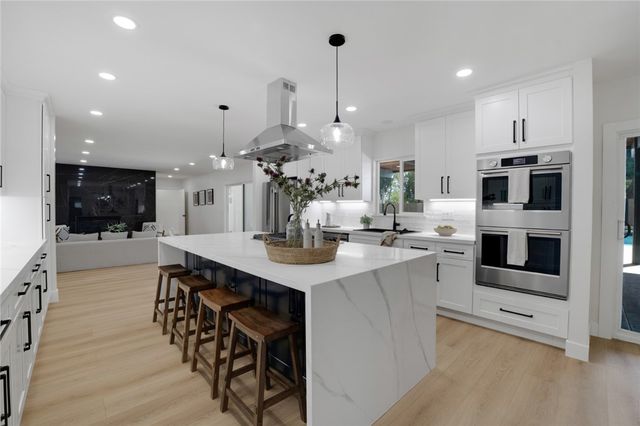 17338 Citronia Street, Northridge (los Angeles), CA 91325