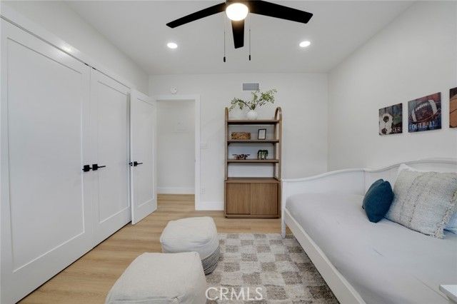 17338 Citronia Street, Northridge (los Angeles), CA 91325