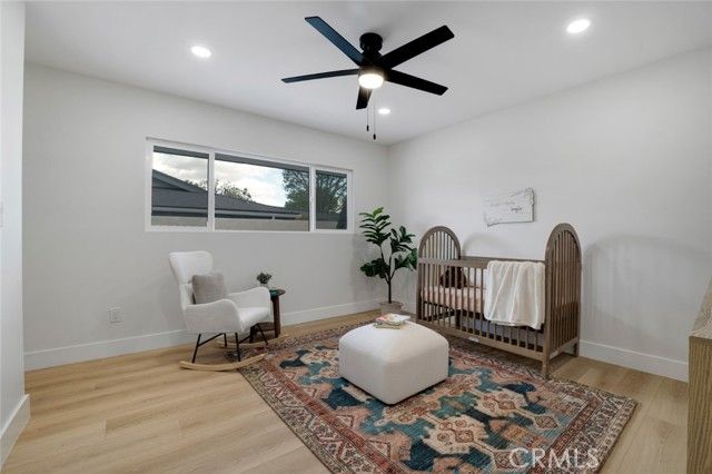 17338 Citronia Street, Northridge (los Angeles), CA 91325