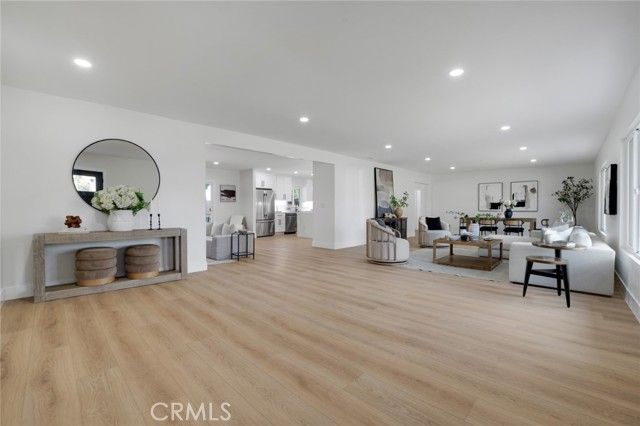 17338 Citronia Street, Northridge (los Angeles), CA 91325