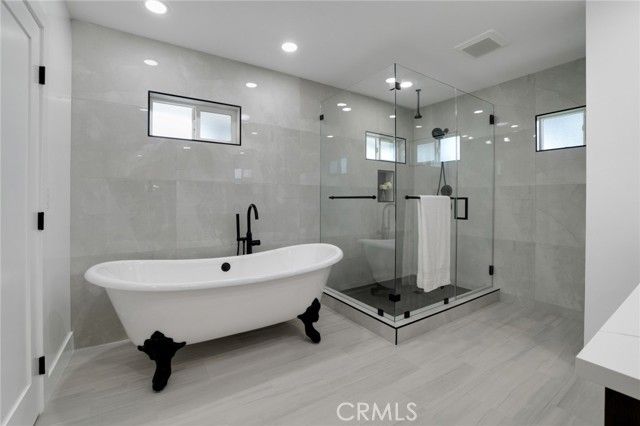 17338 Citronia Street, Northridge (los Angeles), CA 91325