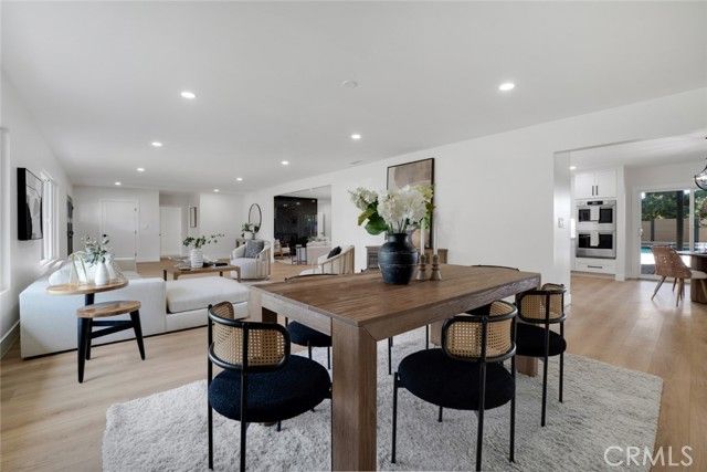 17338 Citronia Street, Northridge (los Angeles), CA 91325