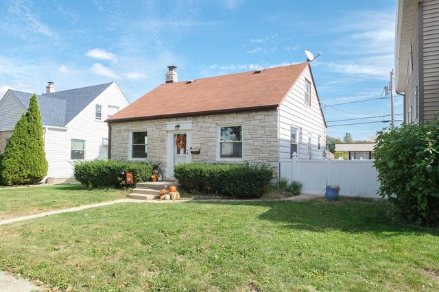 4012 S 1st STREET, Milwaukee, WI 53207