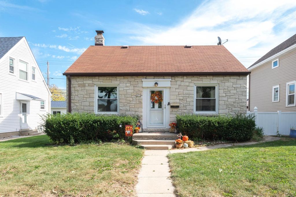 4012 S 1st STREET, Milwaukee, WI 53207