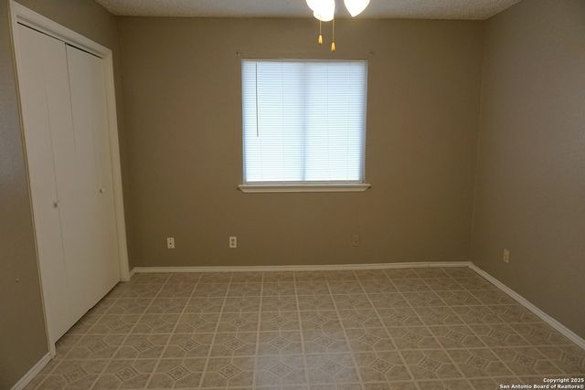 6320 Waddesdon Wood, San Antonio, TX 78233