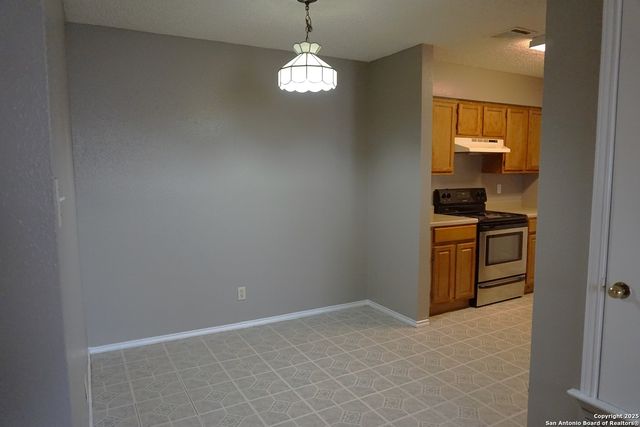 6320 Waddesdon Wood, San Antonio, TX 78233