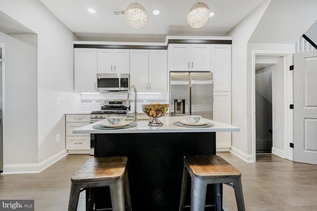 406 LYNDHURST ST, Baltimore, MD 21229