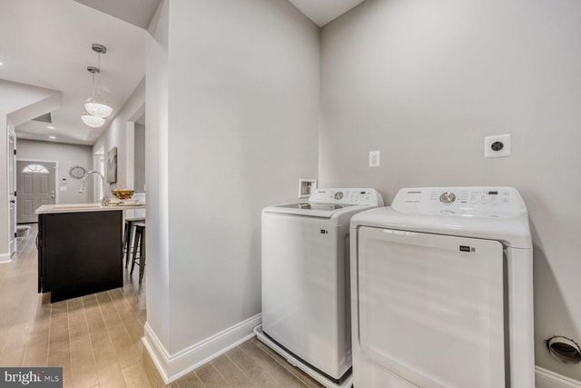 406 LYNDHURST ST, Baltimore, MD 21229