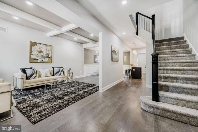 406 LYNDHURST ST, Baltimore, MD 21229