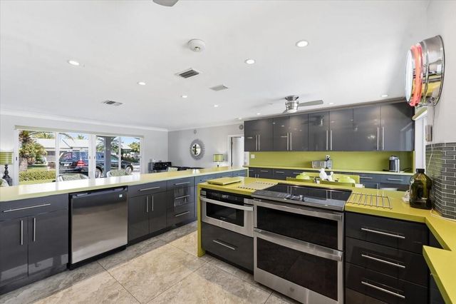 2830 NE 55th Street, Fort Lauderdale, FL 33308