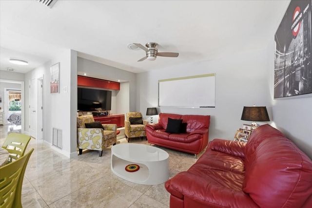 2830 NE 55th Street, Fort Lauderdale, FL 33308