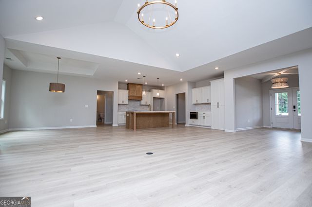 126 Woodford Drive, Roopville, GA 30170