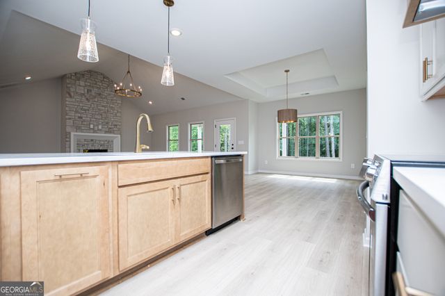 126 Woodford Drive, Roopville, GA 30170