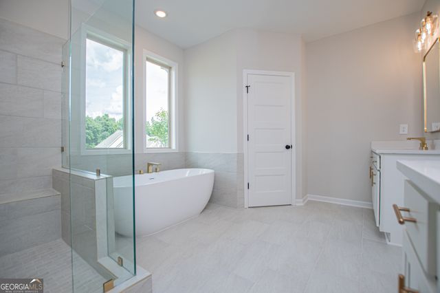126 Woodford Drive, Roopville, GA 30170