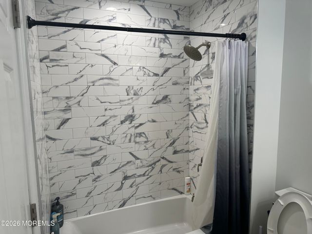 1345 Pacific Avenue, Beachwood, NJ 08722